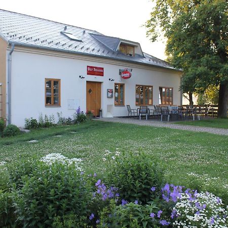 Bílý Beránek Hotel Hladov Exterior foto