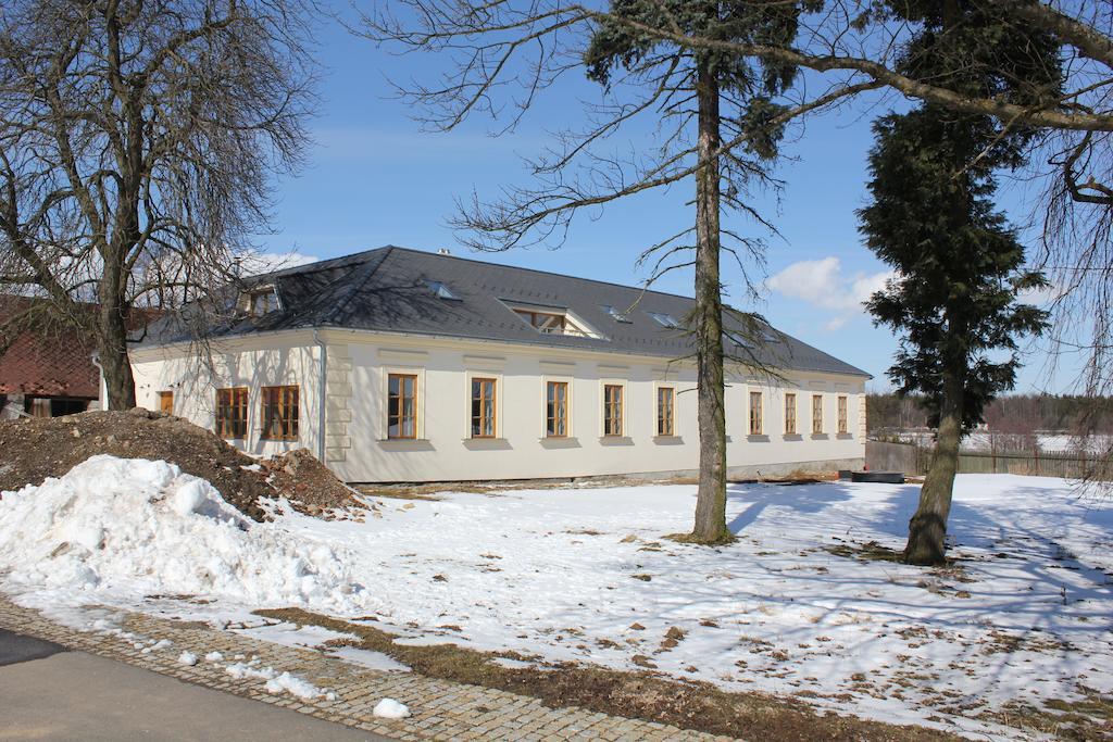 Bílý Beránek Hotel Hladov Exterior foto